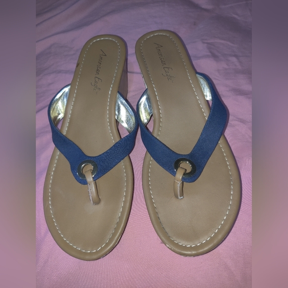 American eagle wedge thong style sandal size 9 - Picture 1 of 5